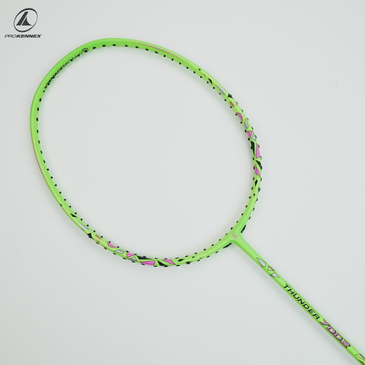 Tính năng vượt trội của vợt cầu lông Prokennex Thunder 7002