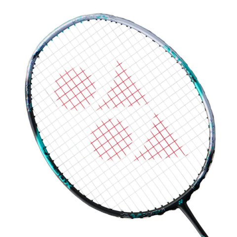 Vợt Yonex Astrox 88D Pro 2024 có hai loại là 3U và 4U. Tùy vào trình độ mà bạn chọn lực căng phù hợp