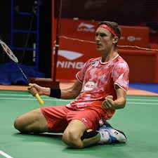 viktor axelsen portrait