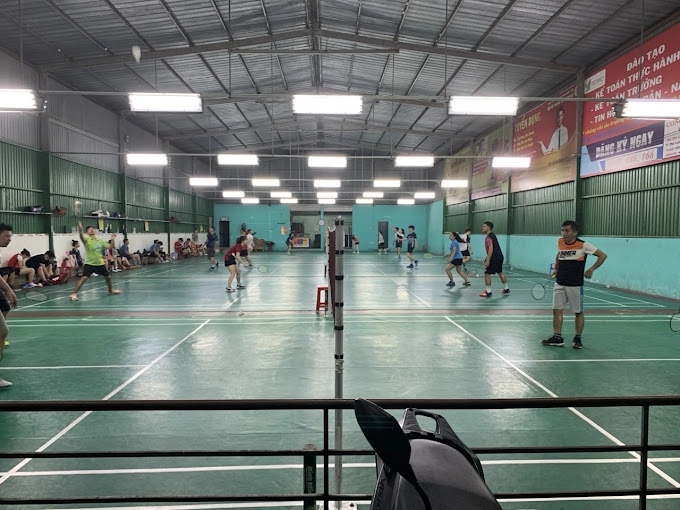 clb cau long tan dat tong quan